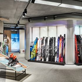 Skiwall mounted and Skiboots in the back Bründl Sports Maiskogelbahn <br/>