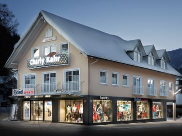 a Bruendl store with charly Kahr letters on the store front