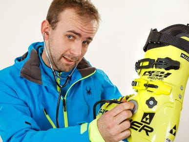 Fabian Stiepel with a skiing shoe