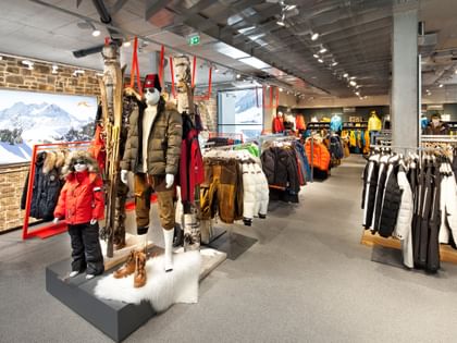 Wintersortiment Bründl Sports Ischgl Zentrum <br/>