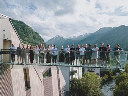 Group picture of all participants of the sustainability days in Kaprun